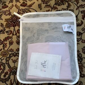 Ollie World Pink Swaddle in Mesh Bag